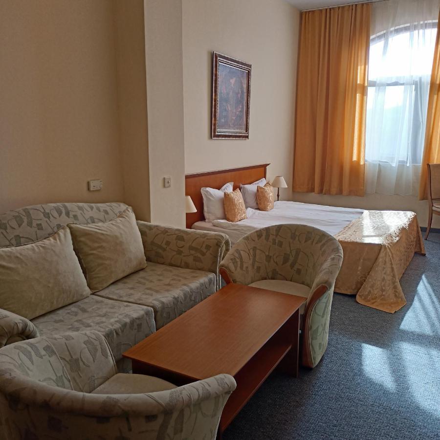 Hotel Panorama Veliko Tárnovo Exterior foto
